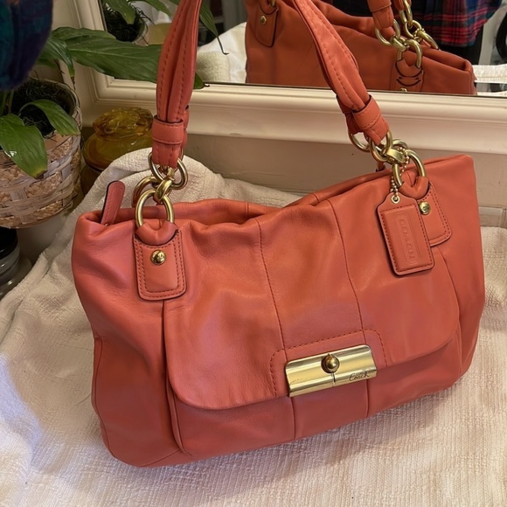 COACH -Kristin leather East/west hobo tote - EUC